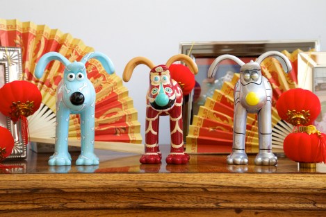 Hong Kong Gromit figurines