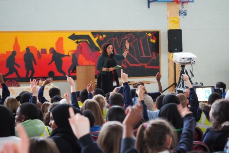 OLYMPUS DIGITAL CAMERA