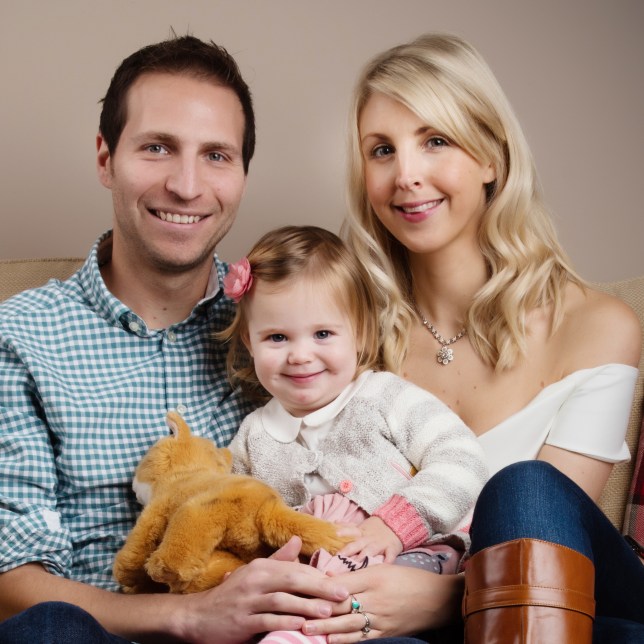 9564_Grey_Family_AC-1