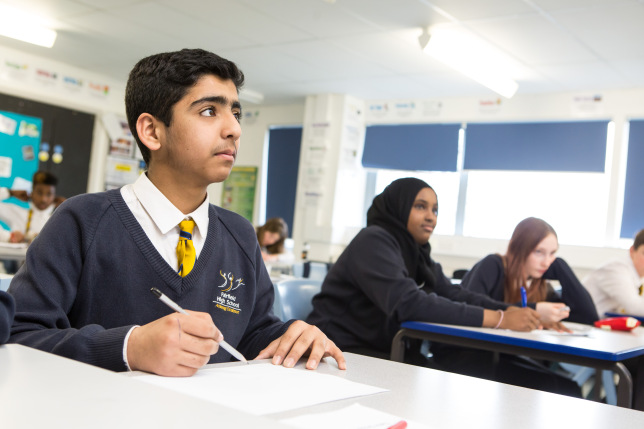 Fairfield High School, Bristol. ©Barbara Evripidou2016; m: 07879443963; barbara@firstavenuephotography.com