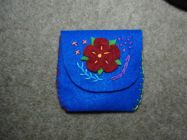 tudor-rose-purse
